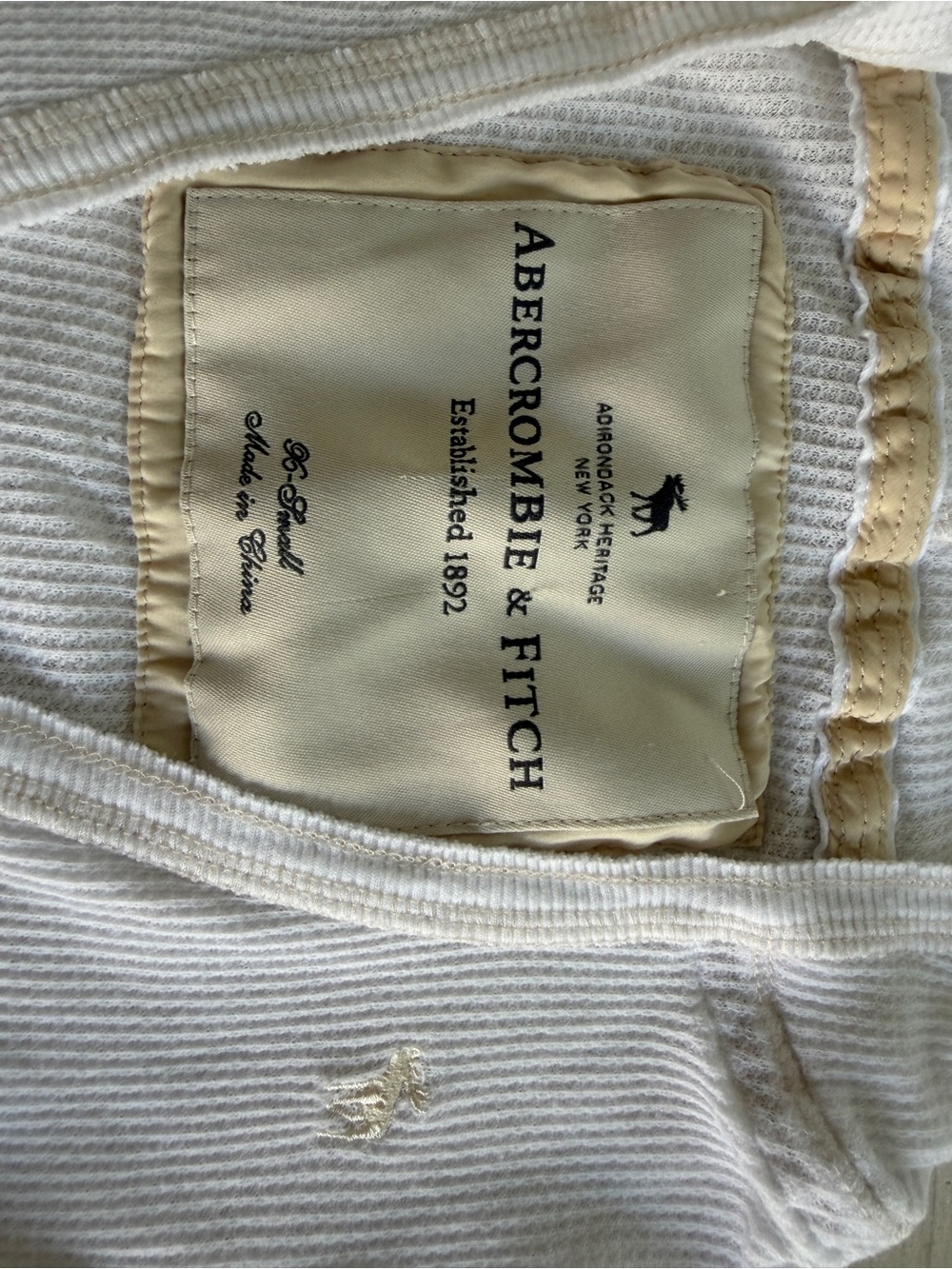 Vintage Y2K Abercrombie & Fitch Off White v-neck Hooded Thermal size XS - Picture 3 of 8